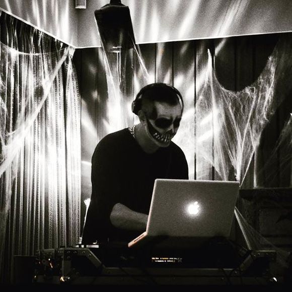 Meet your Posher, Dan - Picture 1 of 1